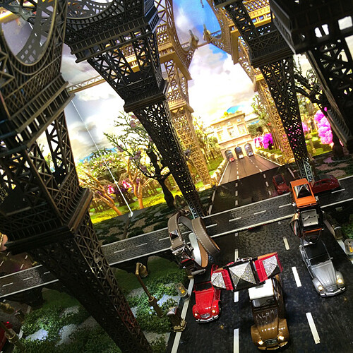 愛馬仕的奇幻錶現！仙境般的「so little time」櫥窗藝術展閃耀登場