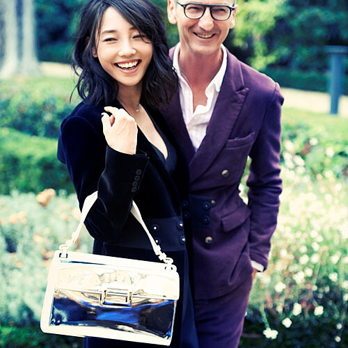 優雅女人都背它！白百合與卡拉布魯妮的愛包是...？