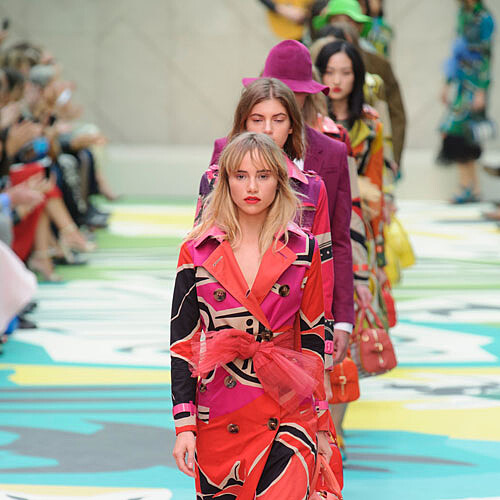【Live現場直播】Burberry Prorsum 2015年秋冬女裝大秀登場！