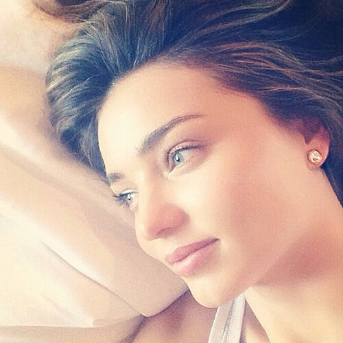 女星5分鐘層疊保養法 睡前油封隔日褒出Q彈肌 