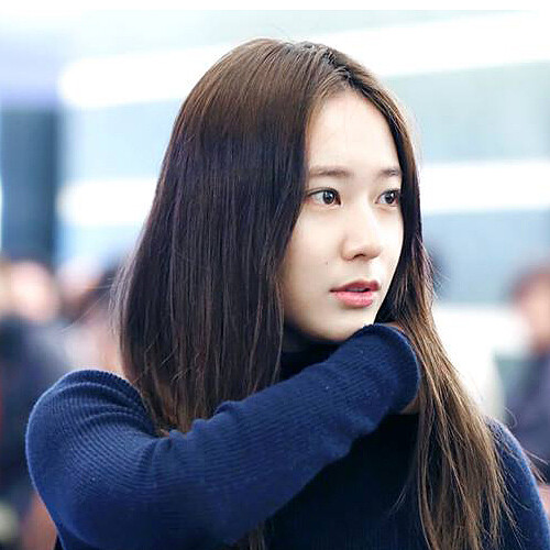 F(x) Krystal 鄭秀晶重回Instagram 僅2天破40萬粉絲關注