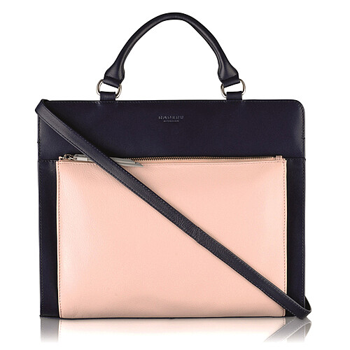 台大雙姬陳匡怡、翁滋蔓攜手演繹RADLEY LONDON甜美春夏