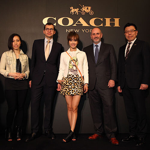 Coach TAIPEI 101旗艦店重新開幕！天后蔡依林擔任剪綵嘉賓
