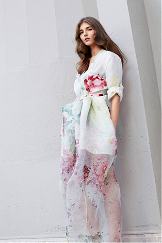 首次登台！LEONARD 2015春夏時尚大秀 林嘉綺、蔣怡秀場綻放繽紛春意