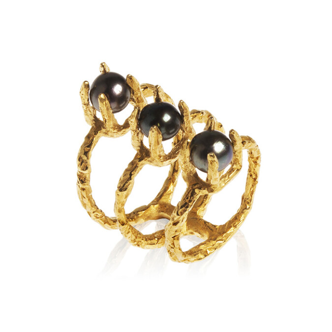 旅英新銳珠寶設計師 Niza Huang黃子展 四月進軍誠品！