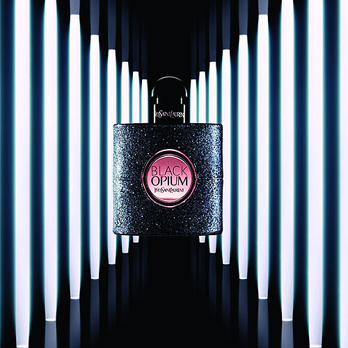 極致迷幻誘惑，【YSL黑鴉片淡香精】華麗的讓你上我的癮