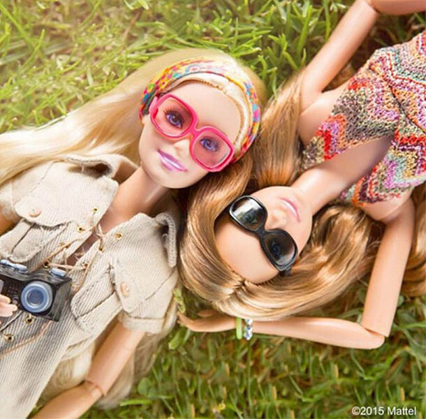 粉紅搖滾！芭比也迷Coachella音樂祭！