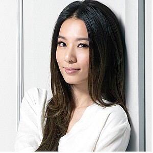 Hebe率性詮釋女性魅力「錶」情