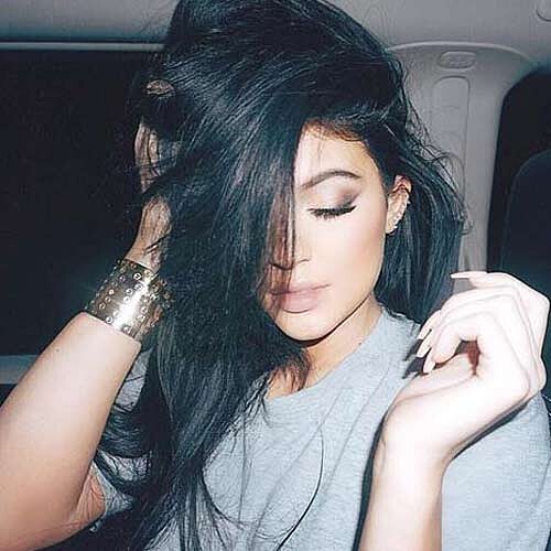 性感豐唇怎營造？好萊塢新生代女神凱莉珍娜親身示範！