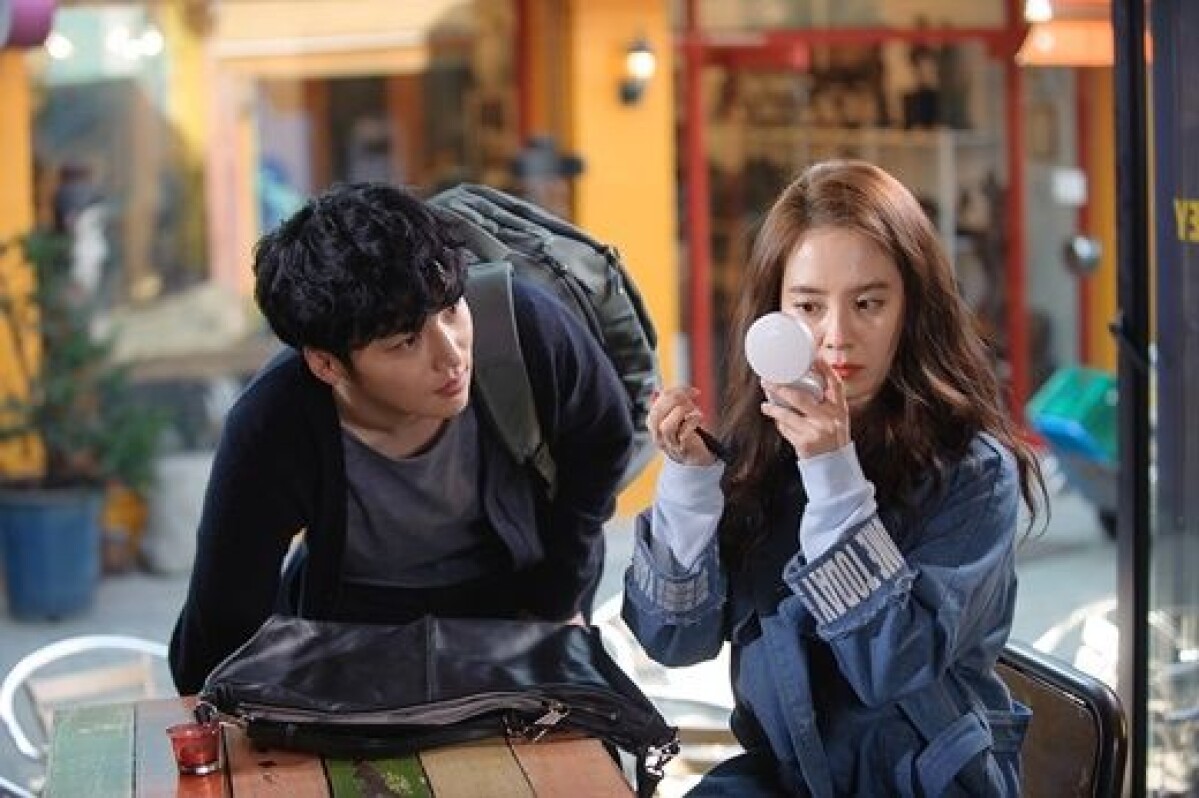 宋智孝冒雨堅持拍攝！敬業態度粉絲大讚