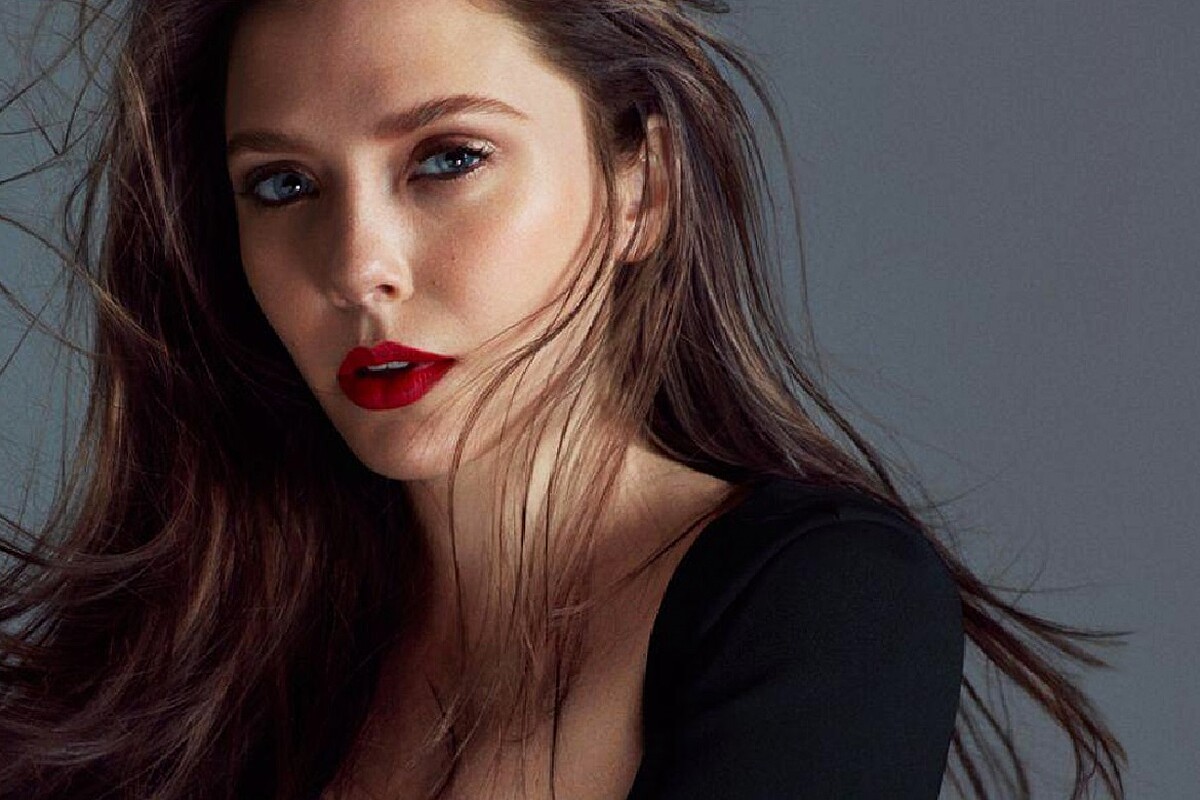 緋紅女巫Elizabeth Olsen 迅速上位的時尚新寵兒