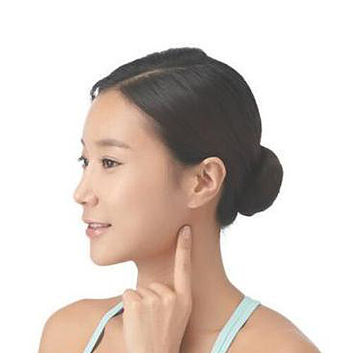 每天指壓 1 分鐘 按出性感迷人的鎖骨線