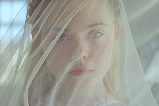 「我不想再當乖乖牌了！」艾兒芬妮首度嘗試性愛鏡頭