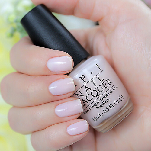 OPI輕柔法式指彩！氣質清新，適合春夏的粉色調LOOK