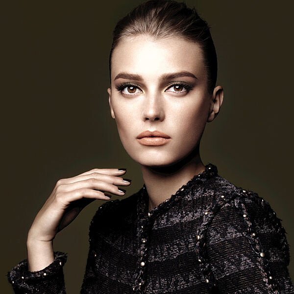 深淺光影演繹浪漫唯美秋日！香奈兒2015秋季彩妝系列