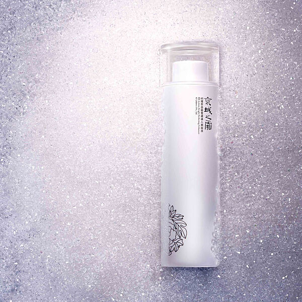 牛爾親研導入美容液 一瓶解決所有問題 重現晶透潤白美肌！