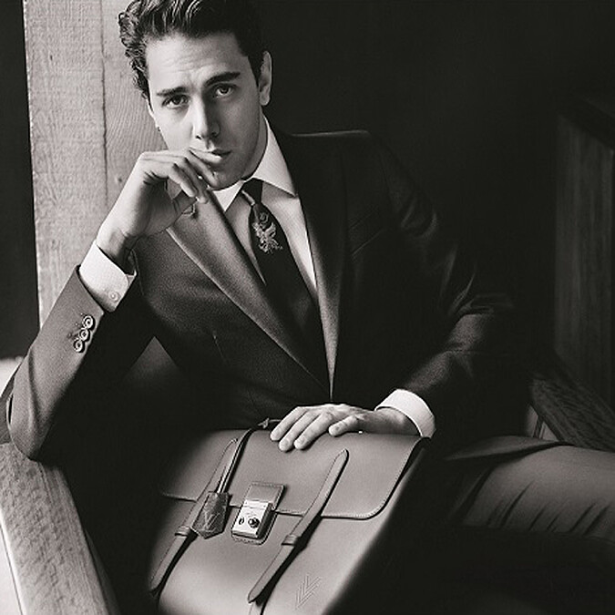 札克維多藍一放電LOUIS VUITTON皮件大掀熱潮！