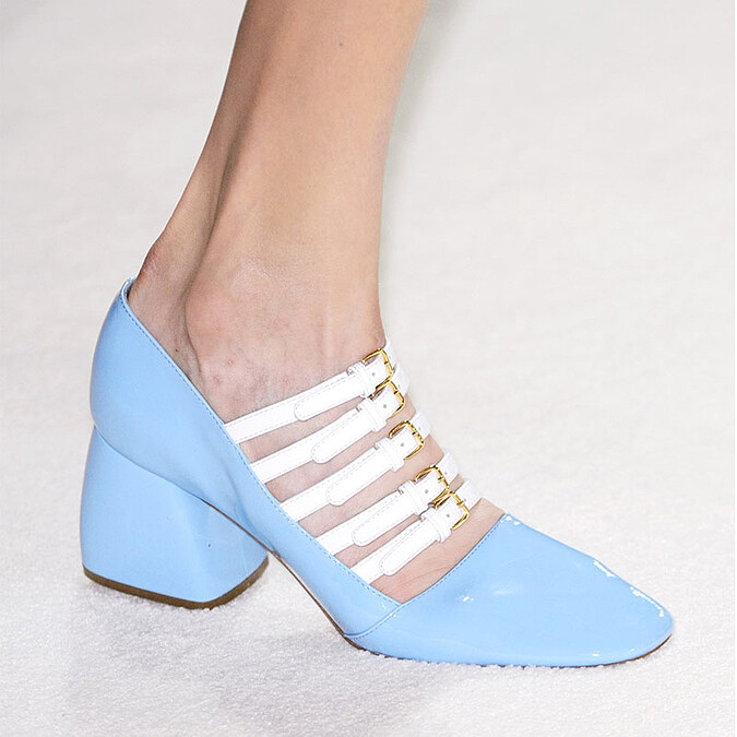 懶人時尚更進階!入秋決勝鞋款關鍵字:矮跟鞋