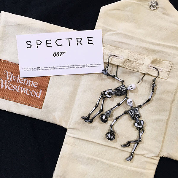 Vivienne Westwood 經典骷髏飾品限定系列 向電影007致敬