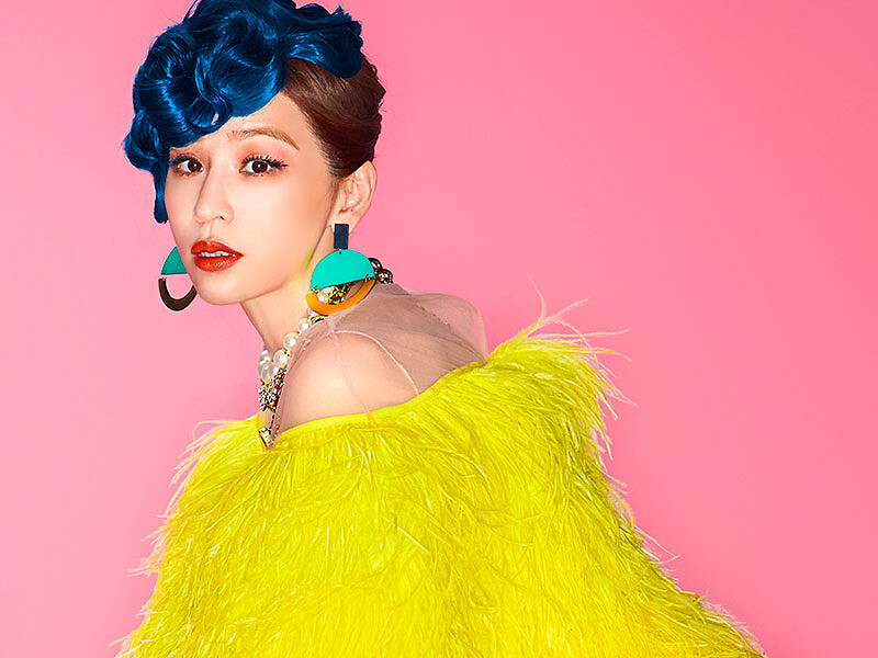 王心凌化身Pin-up girl畫報女郎!新歌《BFF》高唱閨蜜萬歲