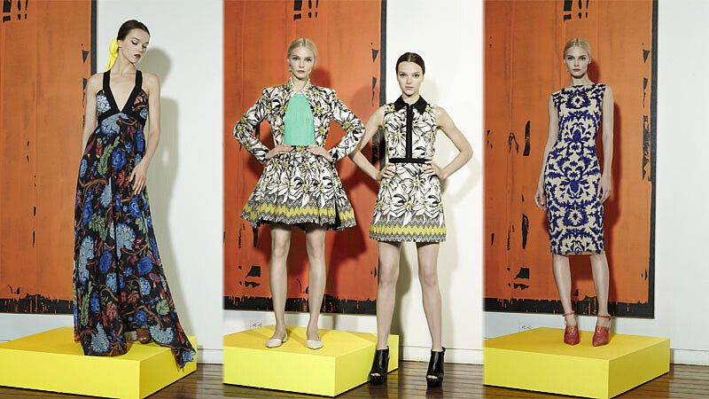 Alice + Olivia 早春繽紛印花 演繹新世代復古摩登風