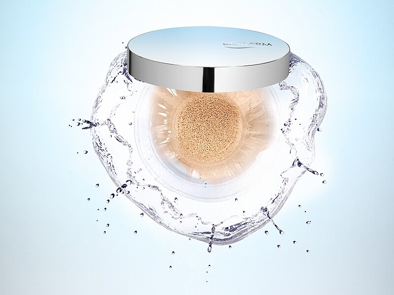保水底妝神器！BIOTHERM 水CC氣墊粉餅光感肌膚持久可見