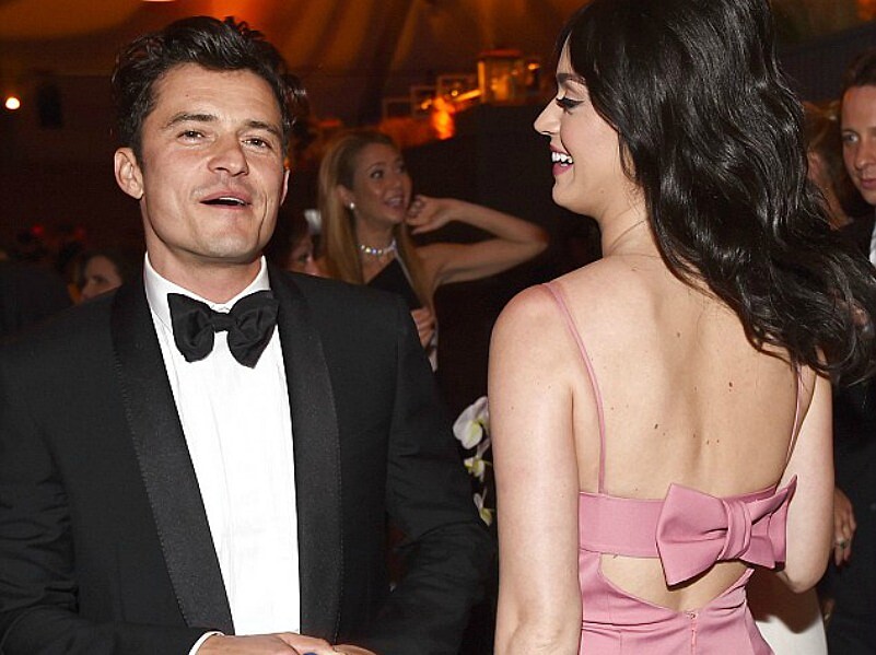 這些甜蜜時刻都成回憶！奧蘭多布魯與凱蒂佩芮宣告分手