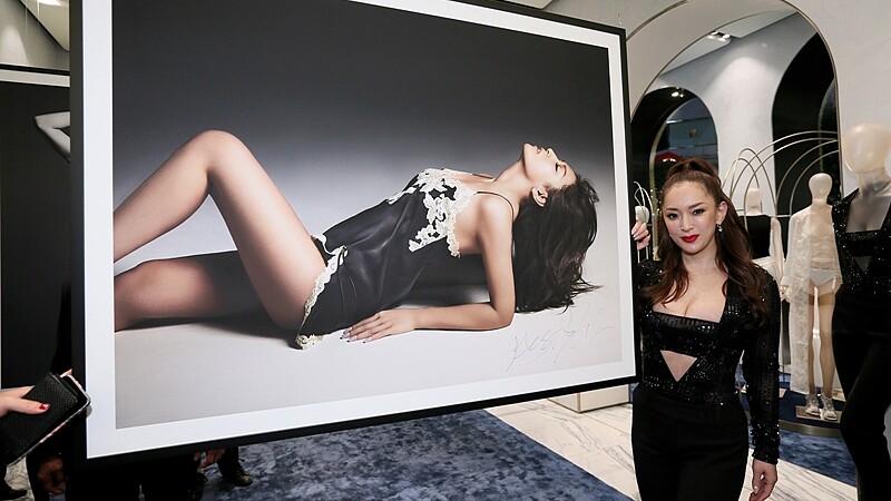 濱崎步也能去你家！為「La Perla x Ayumi 7の性感‧感性」相展性感出鏡