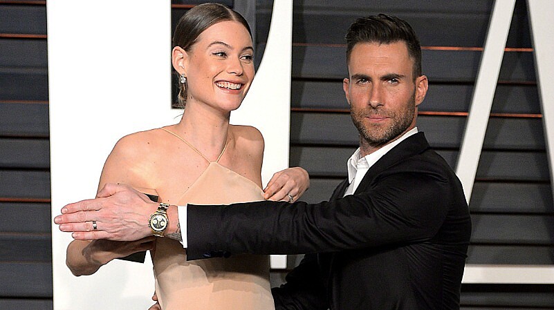 想和老公亞當李維生幾個？貝哈蒂普林斯露：「我想要10個孩子！」