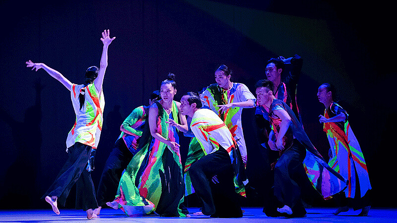 斑斕螢光X林強電音，臺灣文化的前衛蛻變—雲門2《十三聲》 