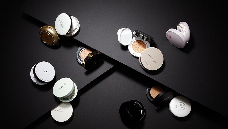 雪花秀、YSL、雅詩蘭黛、innisfree等24款氣墊粉餅，薄透、光澤、水潤、粉霧全試給妳看！