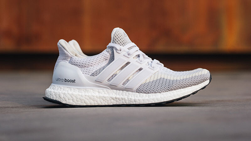 adidas Ultra Boost 立體漸層編織 經典黑白限量上市