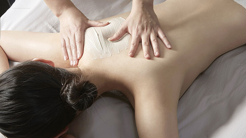 【編輯體驗文】超有感！從肌肉按進骨縫 零死角按摩技法徹底拯救你的鬆垮肌