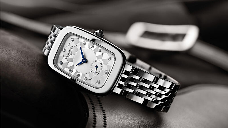 【2016 Basel 零時差】浪琴錶全新騎士系列錶款 獻給愛好馬術運動的女性