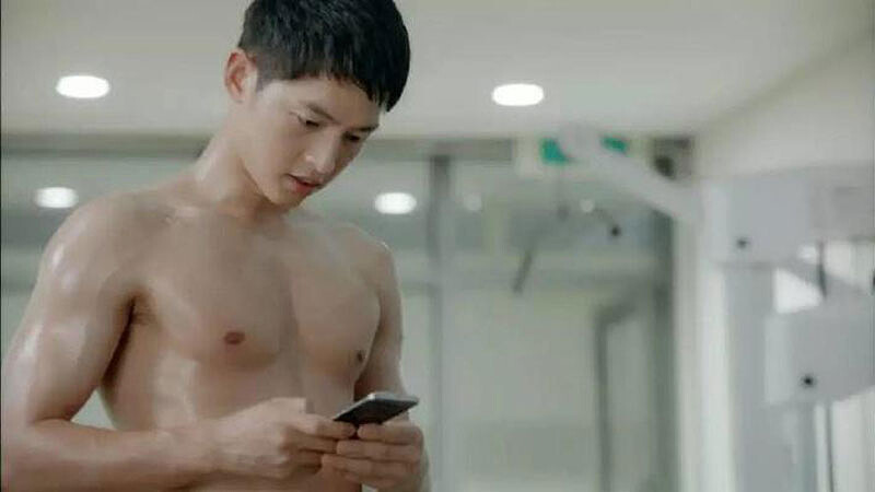 男女都可練、在家就能做！跟著宋仲基指定健身教練一起運動養肌(鮮)肉！