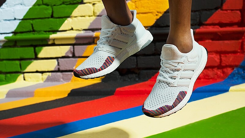 搶不到神鞋NMD也沒關係！adidas彩虹編織限定款即將開賣