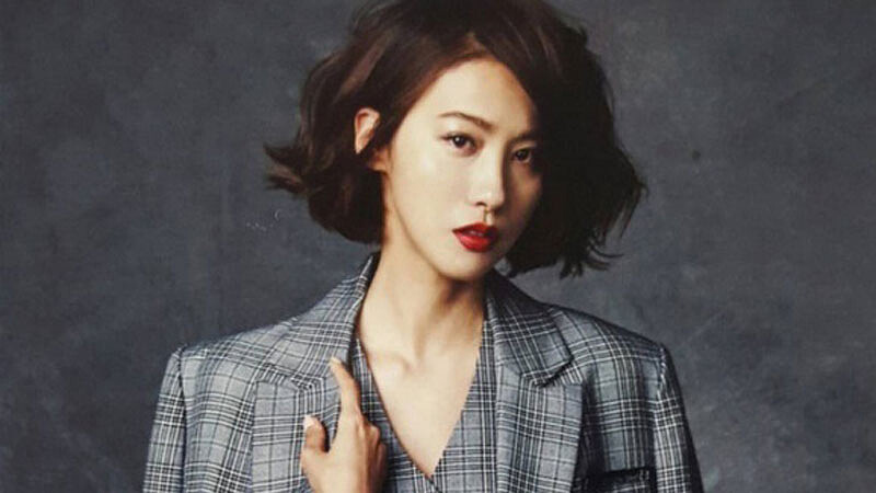 氣勢與甜美兼具 柳仁英30過後的美麗魅力!