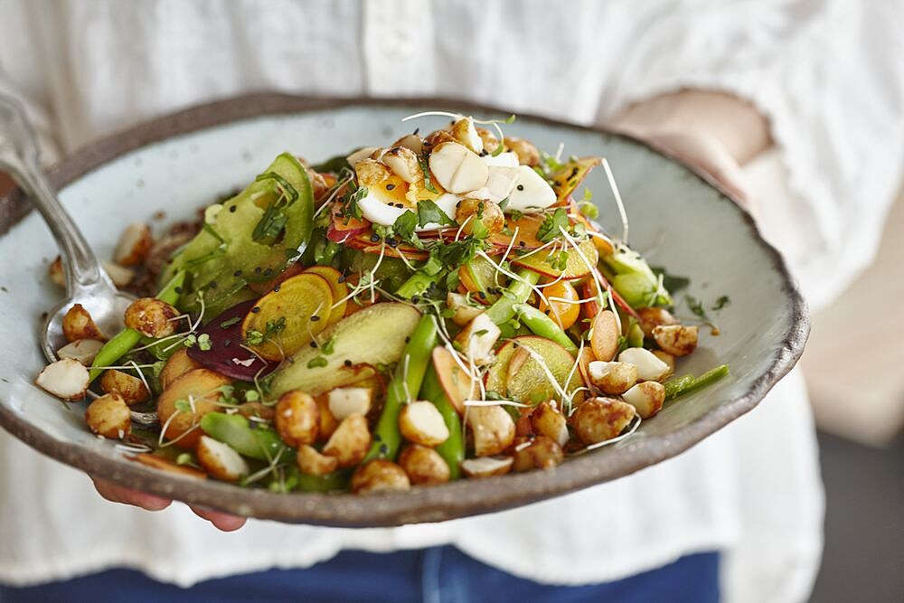 【編輯食譜報告】用澳洲果仁融入料理中來增強風味