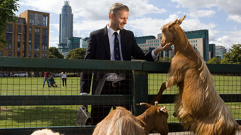 療癒系動物農場、魚菜共生貨櫃屋、環保船屋！倫敦小農的愛地球宣言，打造充滿綠意的世界