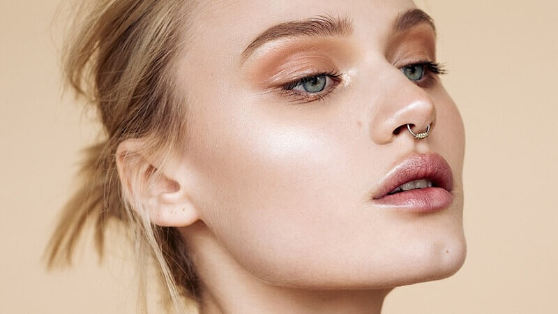 豔陽夏日補妝聖品！編輯強推的控油粉餅在這裡