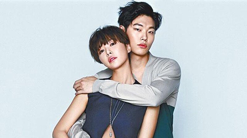 黃靜茵漂亮再出擊！《好運羅曼史》唇彩色號解密！