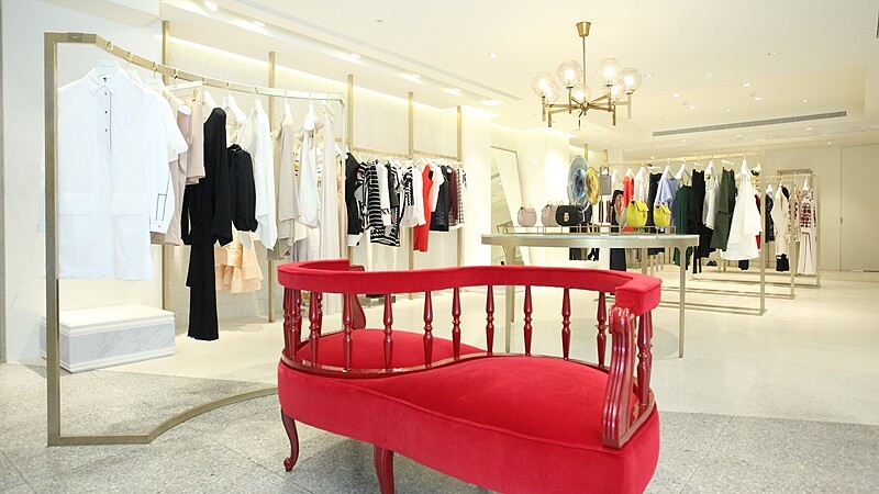 Valentino、Chloé、貝嫂的Victoria Beckham服裝配件 在ART HAUS都找得到