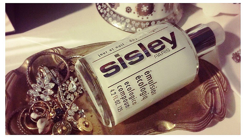 編輯開箱文─美肌新用法提升疲憊肌自癒力Sisley全能乳液