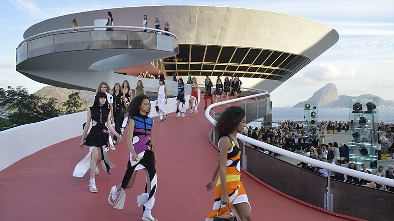 趕搭奧運列車！Louis Vuitton 早春系列前進里約飛碟辦秀