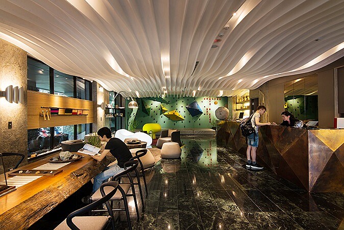 「承億文旅花蓮山知道」首創旅店內打造室內攀岩場體驗