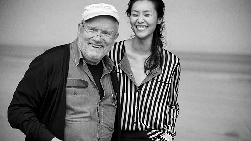 非黑即白的寫實鏡頭!劉雯優雅詮釋Giorgio Armani秋冬廣告