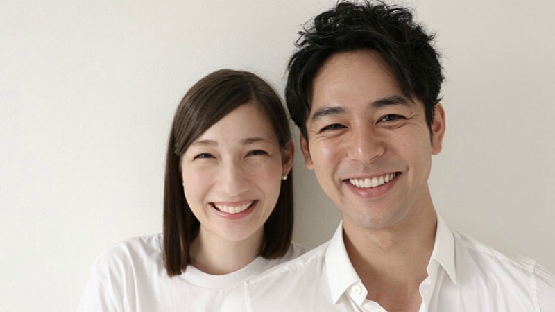 妻夫木聰要結婚了!與女友穿情侶裝甜笑宣布喜訊