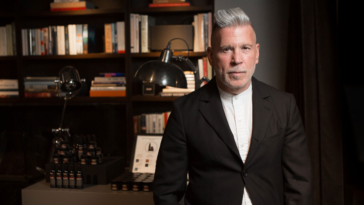 會穿衣也很會保養！潮帥大叔Nick Wooster分享3個旅行隨身保養必備