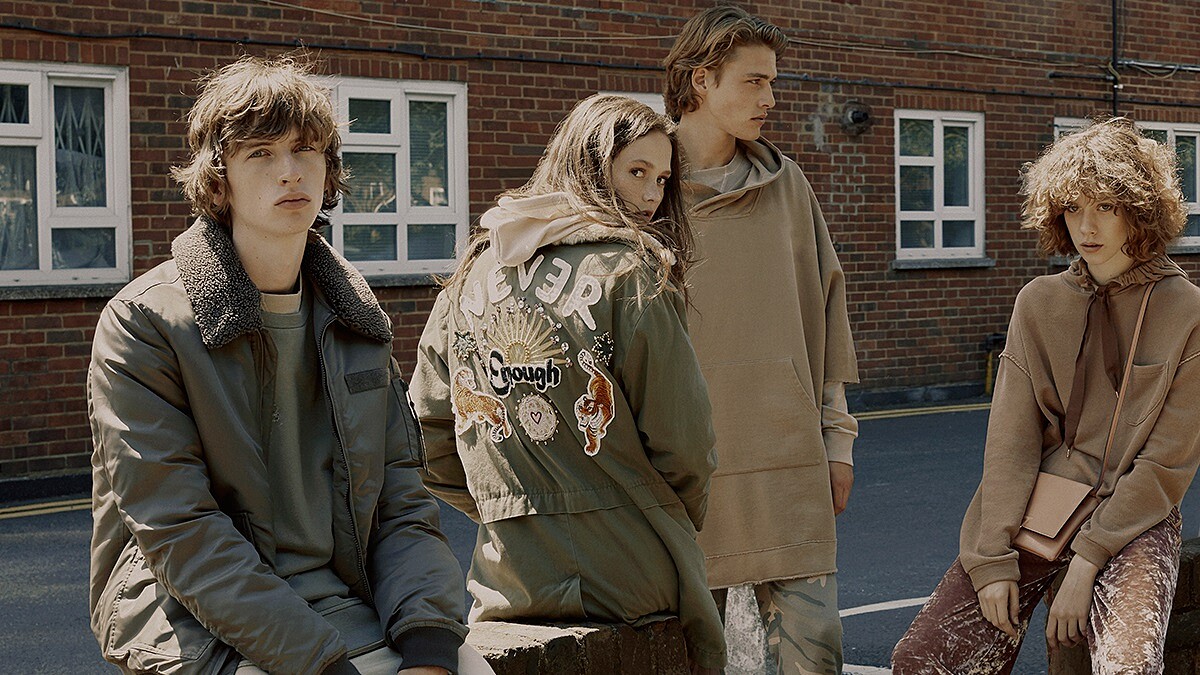 90年代的英倫街頭！PULL&amp;BEAR秋冬打造華麗頹廢風格