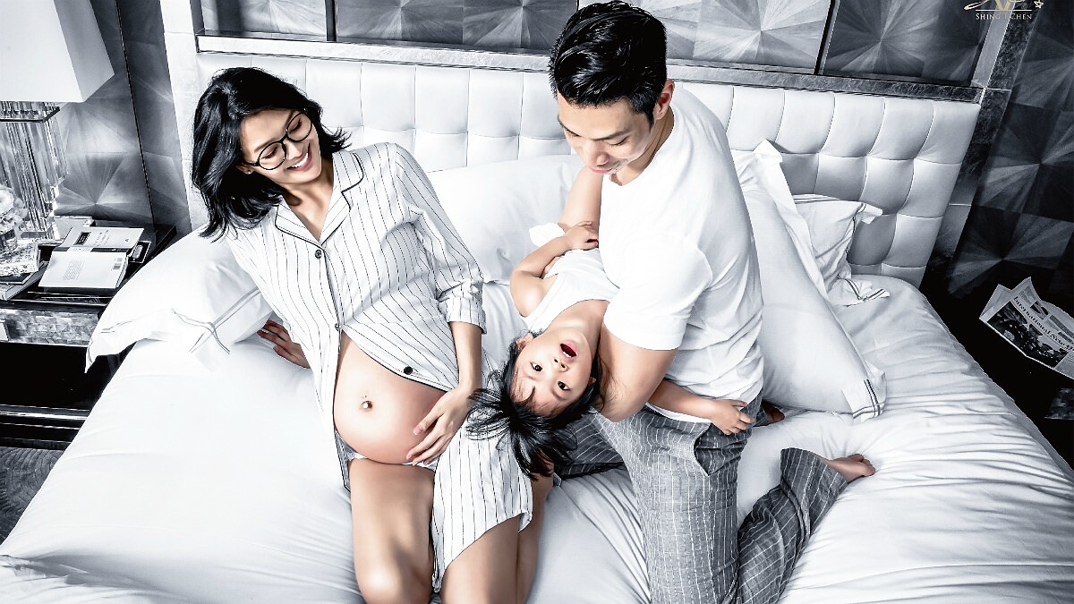 林嘉綺全家福照曬美美孕肚!留下幸福紀錄就要這樣拍